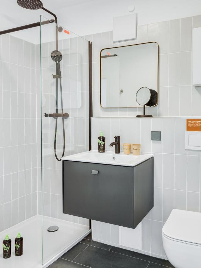 Limehome Wolfsburg Porschestrasse Ngoại thất bức ảnh